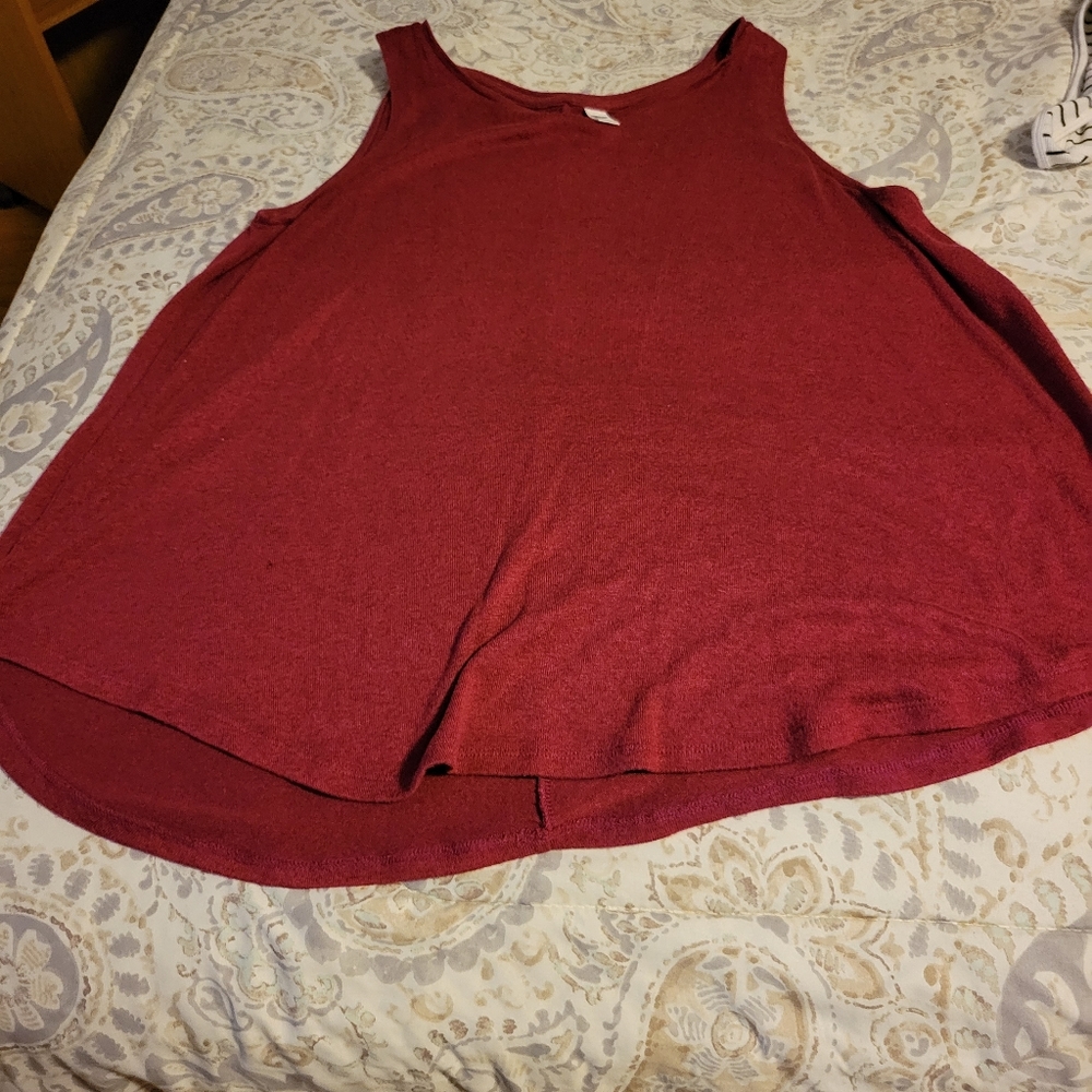 Maroon tank top